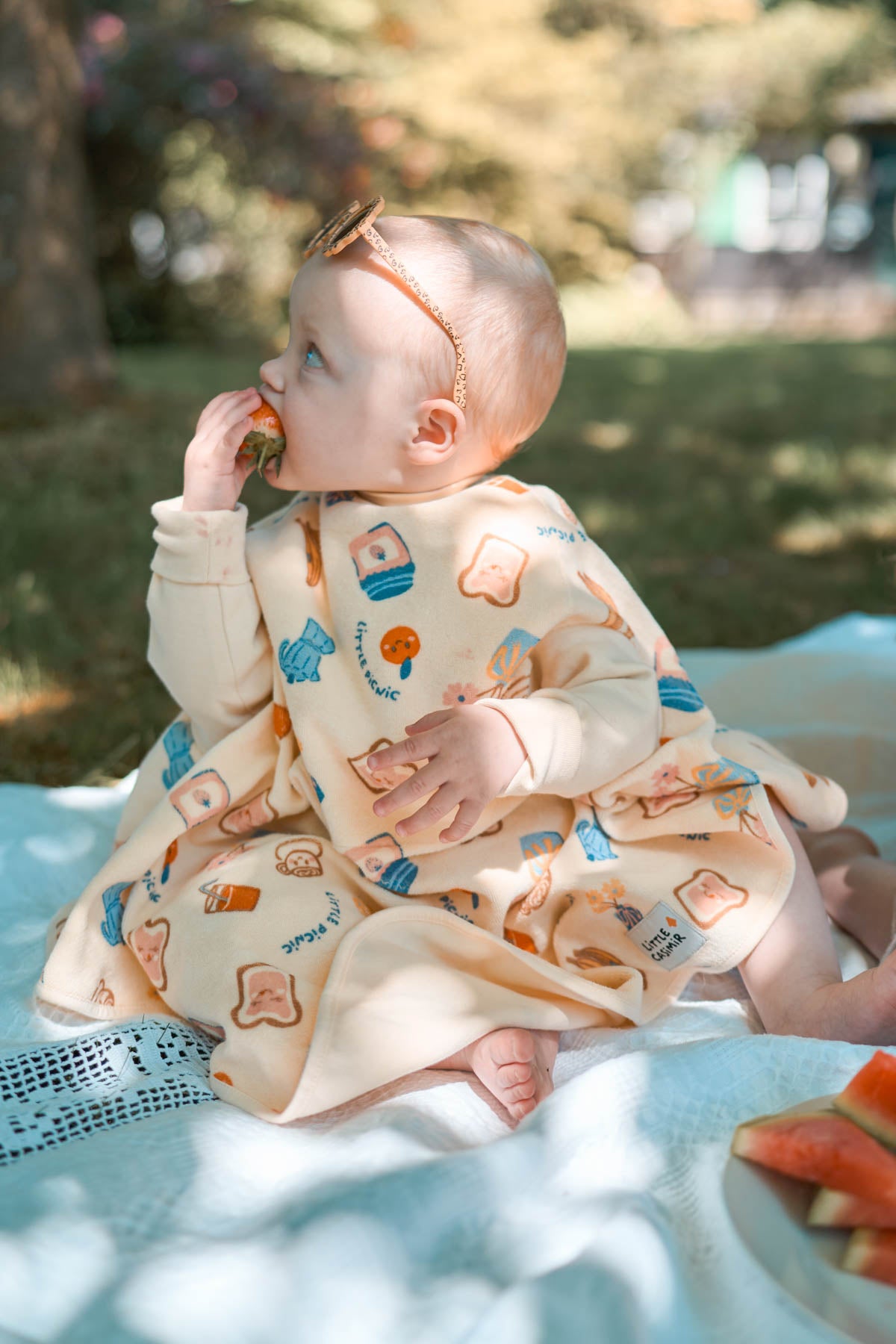 “Boo” bib – Picnic Club